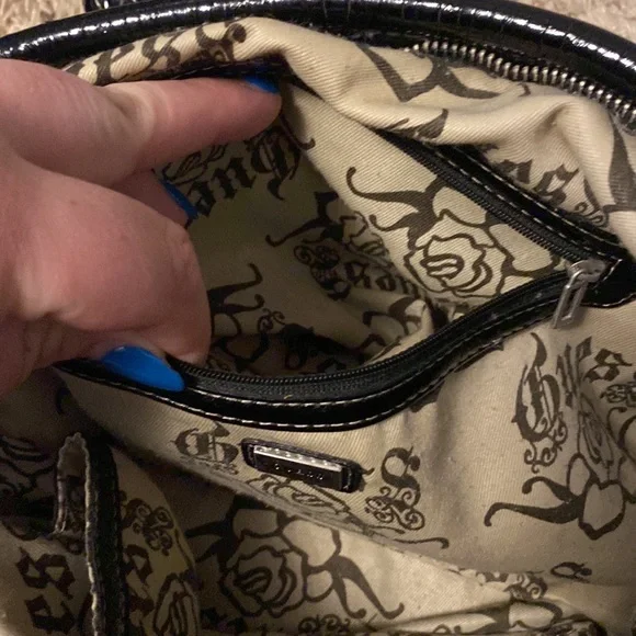Guess purse - Picture 5 of 7